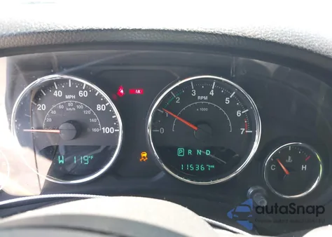 2016 Jeep Wrangler Unlimited Sport z USA, uszkodzony, nr VIN 1C4BJWDG8GL329912